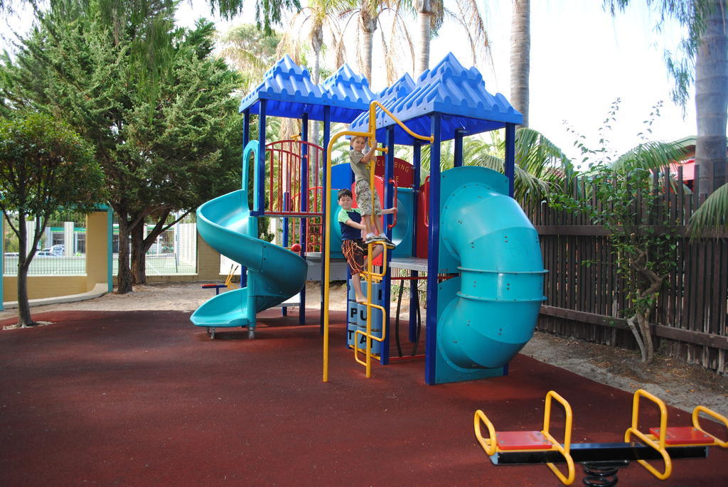 Silver Sands Resort Mandurah Exterior photo