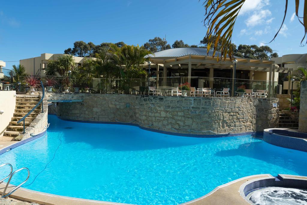 Silver Sands Resort Mandurah Exterior photo