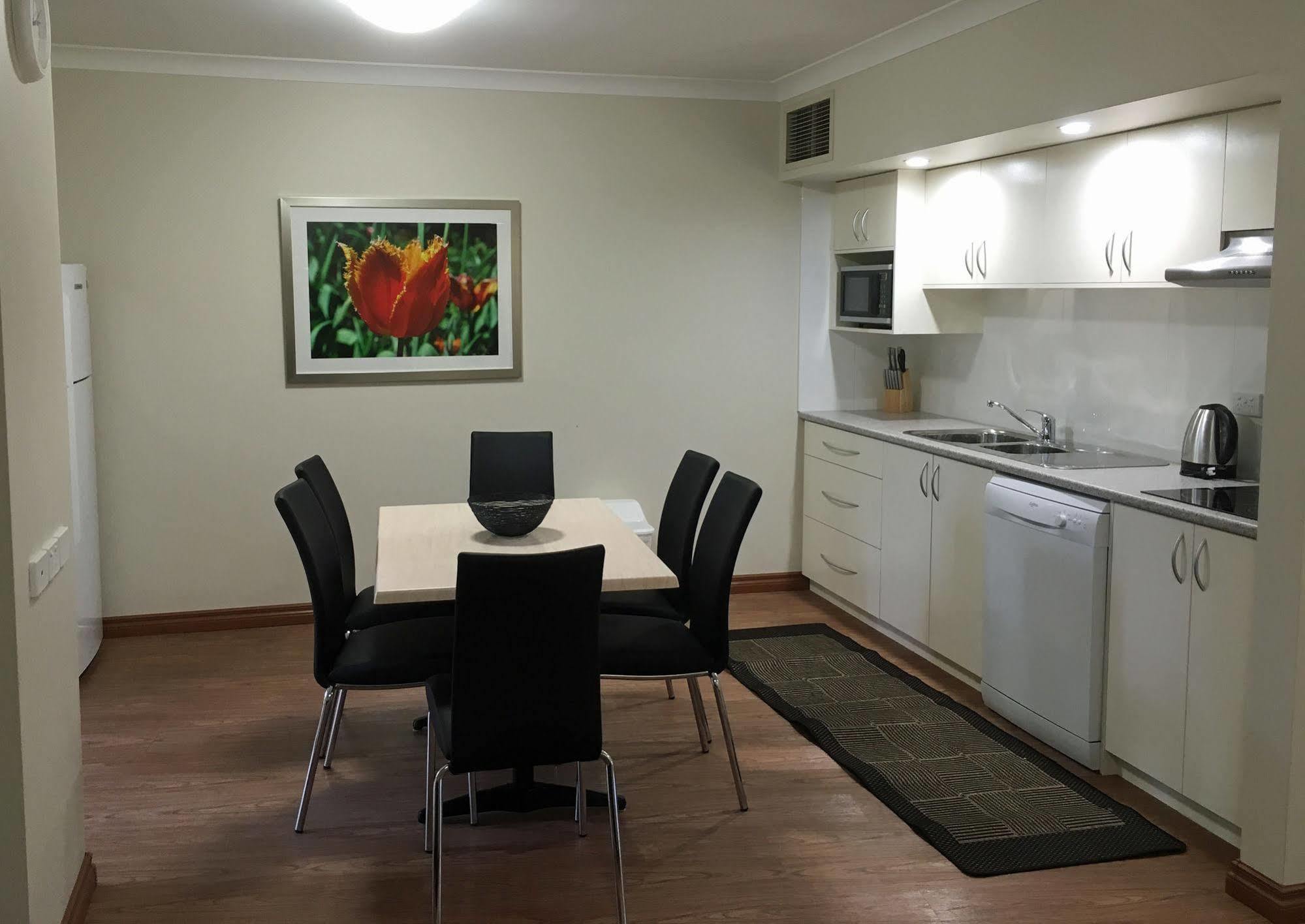 Silver Sands Resort Mandurah Exterior photo